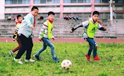 七彩童年，放飞理想——我校开展学生社团活动